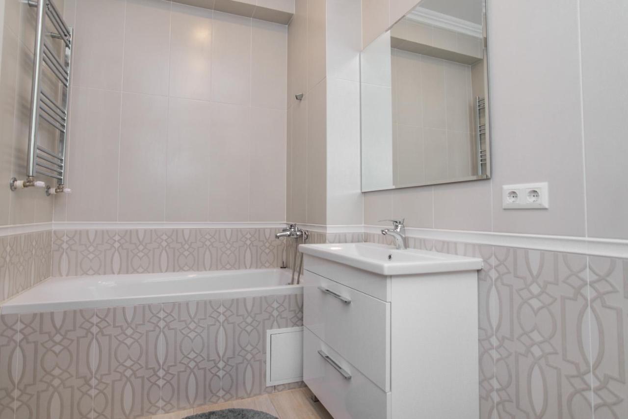 Luxury Best Grand New Apartaments Ultra Central 基希讷乌 外观 照片