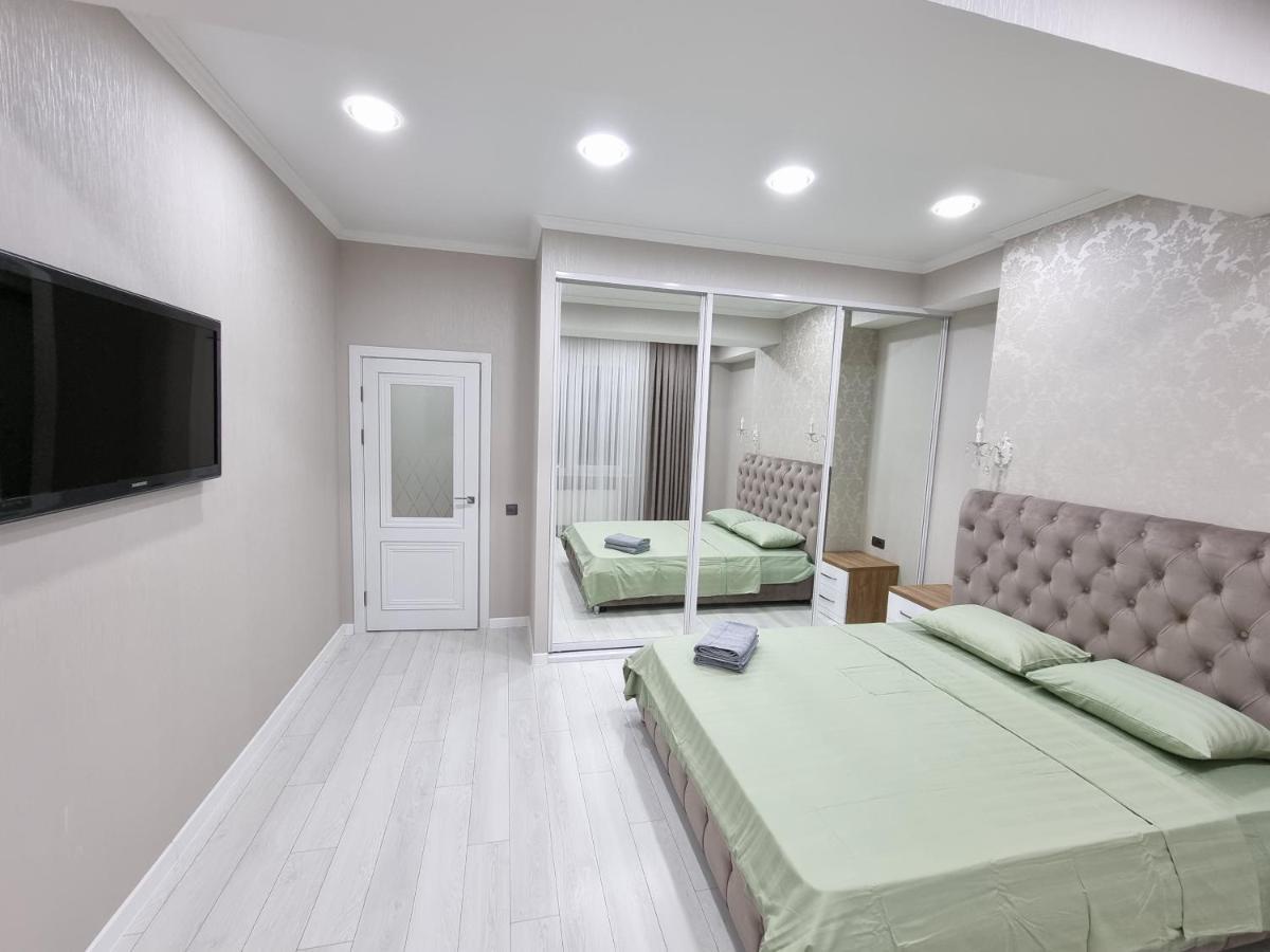 Luxury Best Grand New Apartaments Ultra Central 基希讷乌 外观 照片