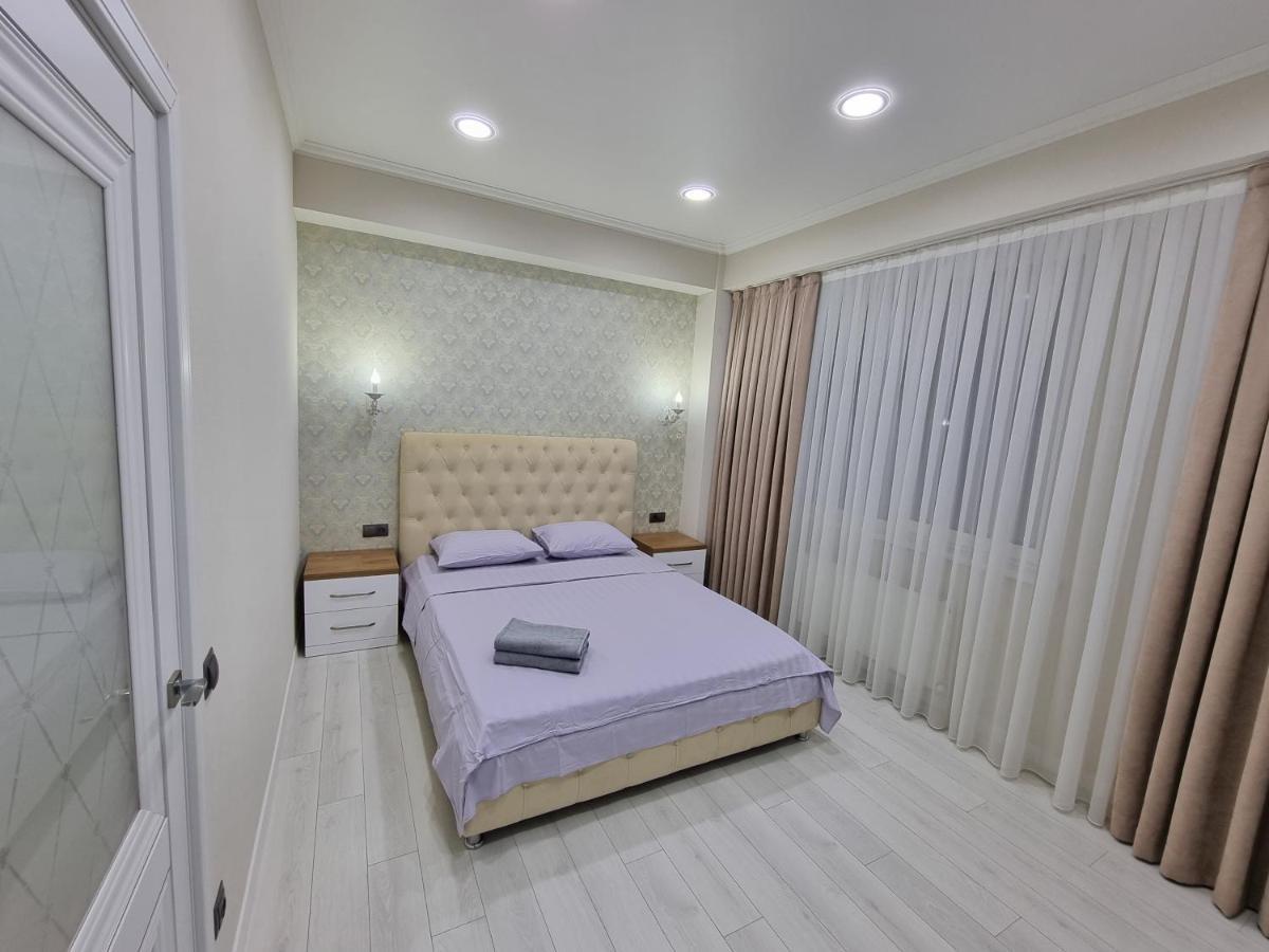 Luxury Best Grand New Apartaments Ultra Central 基希讷乌 外观 照片