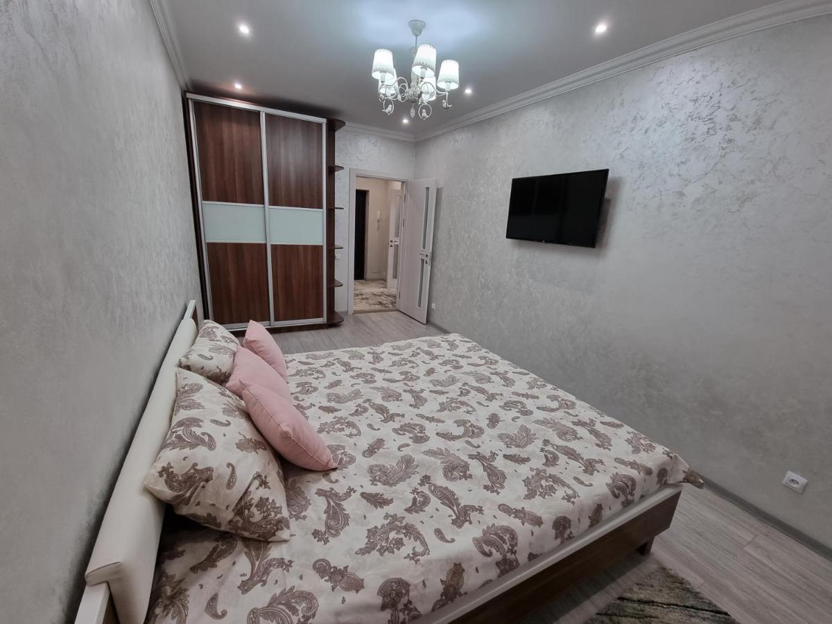 Luxury Best Grand New Apartaments Ultra Central 基希讷乌 外观 照片