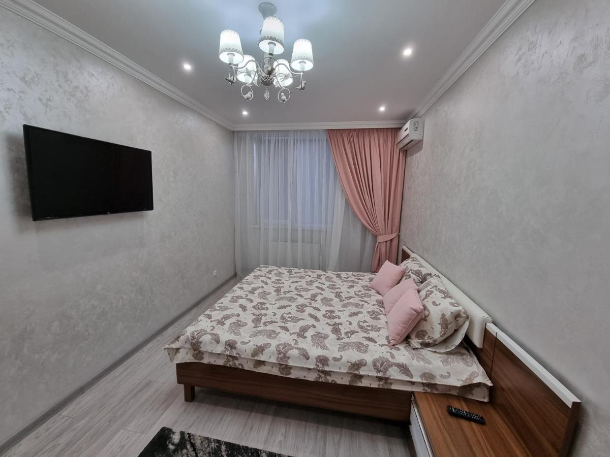 Luxury Best Grand New Apartaments Ultra Central 基希讷乌 外观 照片