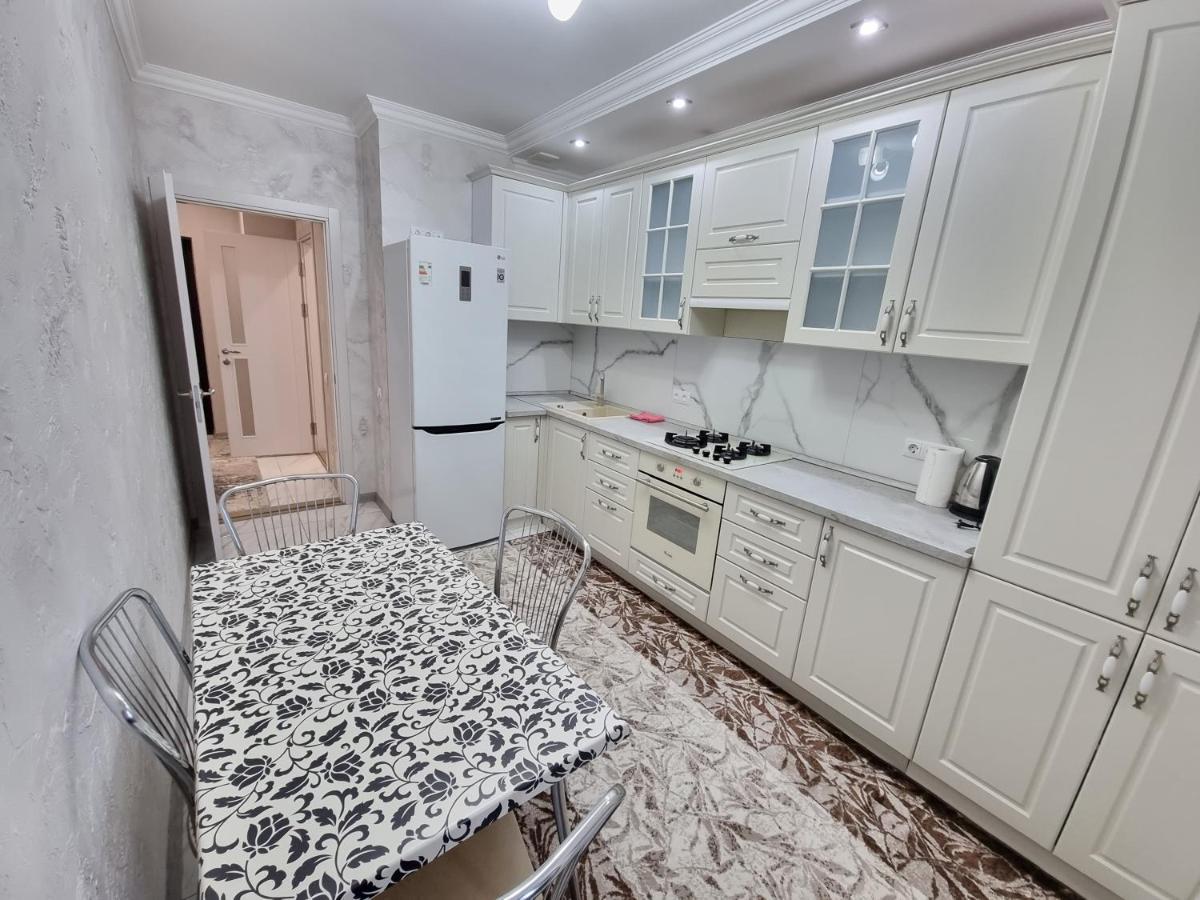 Luxury Best Grand New Apartaments Ultra Central 基希讷乌 外观 照片