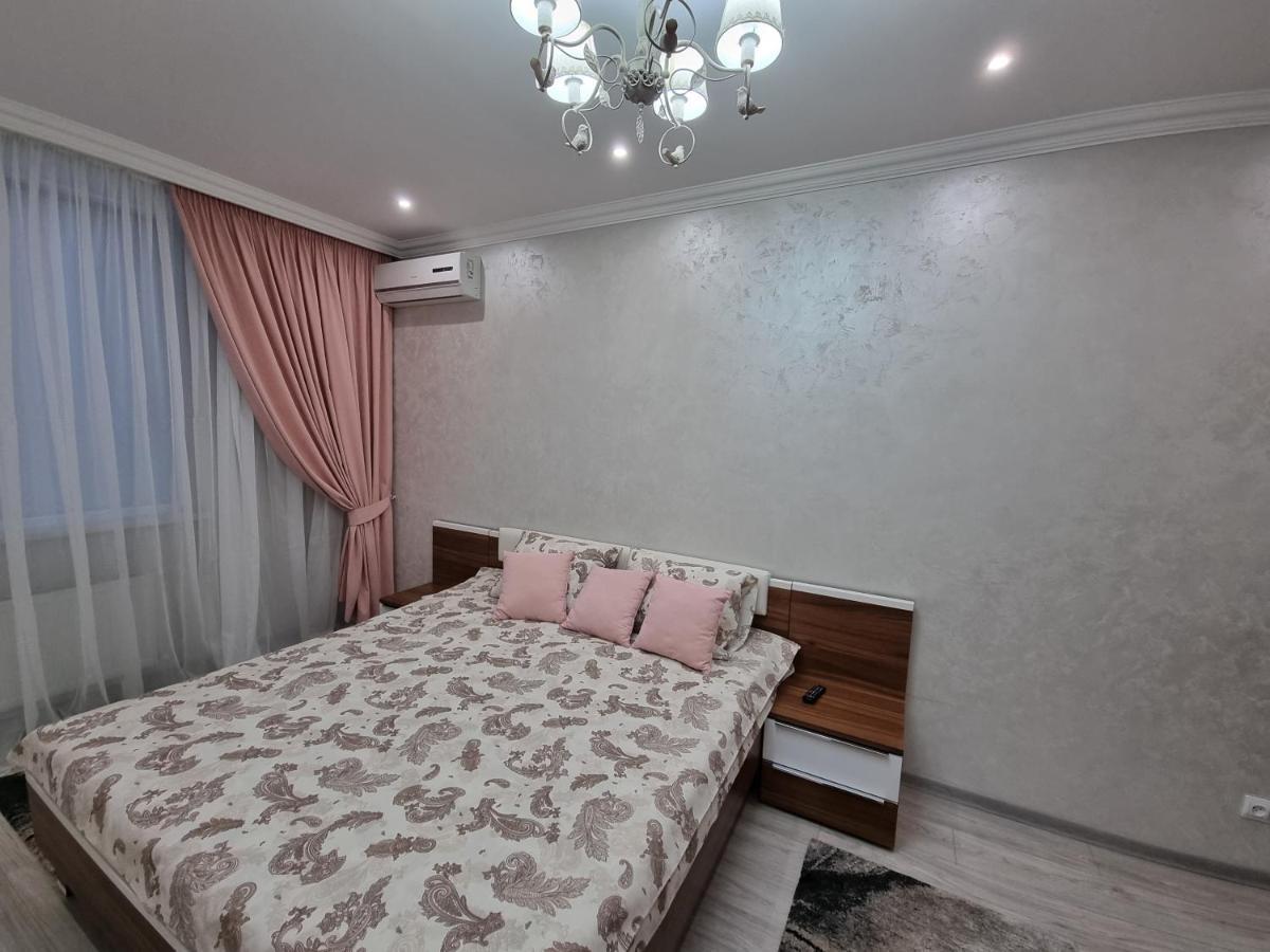 Luxury Best Grand New Apartaments Ultra Central 基希讷乌 外观 照片