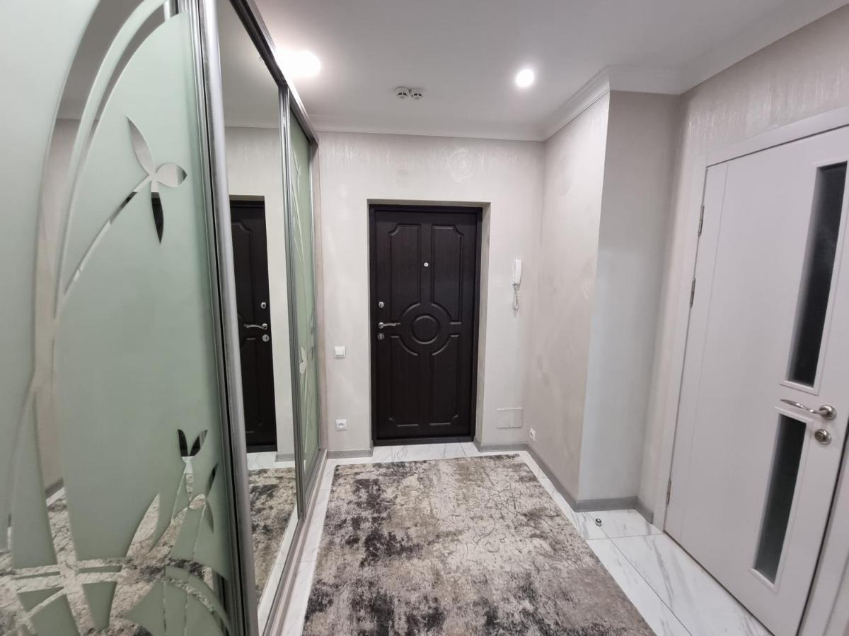 Luxury Best Grand New Apartaments Ultra Central 基希讷乌 外观 照片